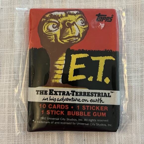 1983 Topps Baseball Pack in ET Wrapper Direct from Topps in 1983 With Gum RARE! - Picture 1 of 2